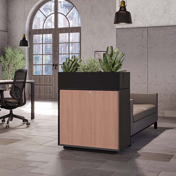Low-HT-Planter-Black-Blonde-Ash